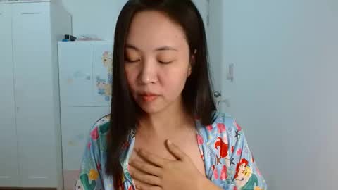 Tabby online show from April 24, 3:03 pm