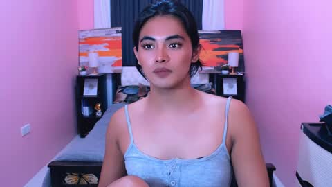 asianverstwink online show from May 6, 11:11 pm