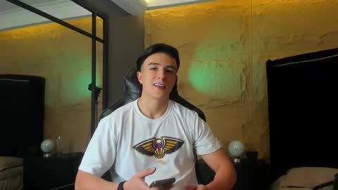 Aslan  online show from January 6, 2:48 am