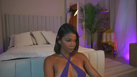 Astrea online show from February 6, 9:50 pm