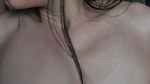 astrid_velle online show from July 16, 12:36 am