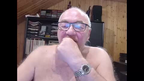 asusandy online show from February 19, 10:53 pm