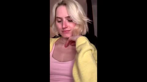 Snapshot of asya_new chatting on September 24, 12:39 am asya_new online show from September 24, 12:39 am
