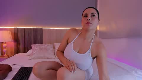 Atenea online show from May 1, 11:37 am