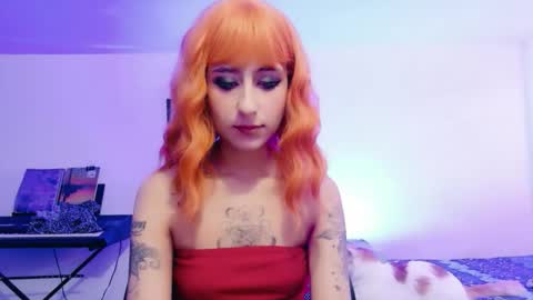 Atenea online show from February 10, 7:17 pm