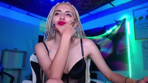 Atenea online show from July 1, 3:59 am