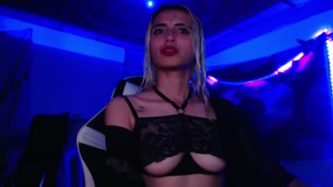 Atenea online show from June 23, 12:40 am