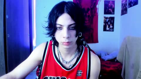 athenauwu online show from February 19, 6:33 am