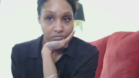 AtirahCali online show from June 19, 2:01 pm