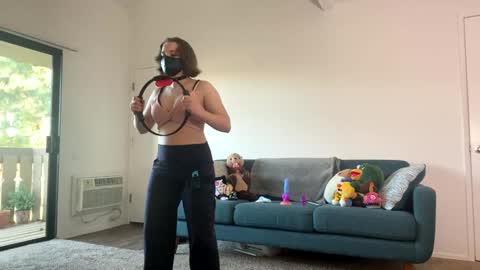 atomicfemboy02 online show from January 8, 10:48 pm