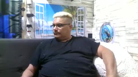 Snapshot of atr2424 chatting on January 7, 8:10 pm A online show from January 7, 8:10 pm