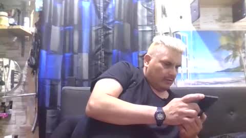 Snapshot of atr2424 chatting on January 3, 6:14 pm A online show from January 3, 6:14 pm