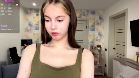 Jolyn online show from March 15, 4:17 am