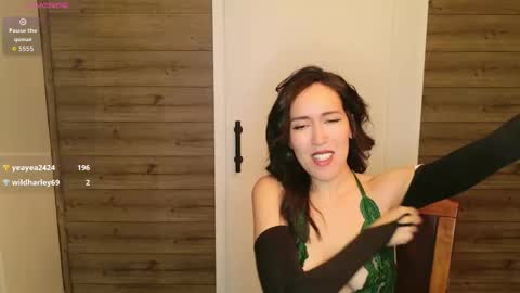 audradeer online show from October 30, 1:01 pm