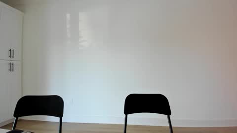 augiexrated online show from December 19, 8:26 pm