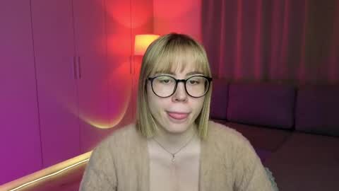 aurelia_voss online show from March 17, 5:56 am