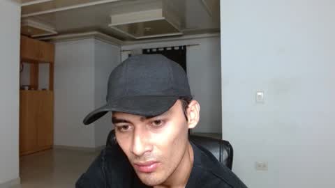 Aureliano online show from October 25, 12:44 am