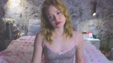 Kate online show from February 21, 5:38 pm