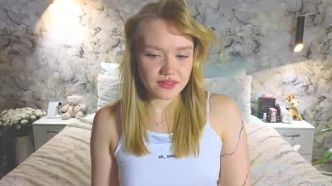 Kate online show from November 15, 5:58 pm