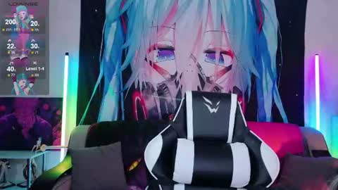 AURORA NATSUKI online show from August 5, 9:39 am