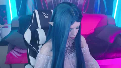 AURORA NATSUKI online show from November 7, 4:53 pm