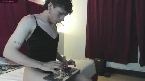auroraa_369 online show from March 2, 3:33 am