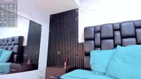 Aurora online show from November 21, 3:32 pm