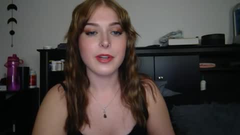 Snapshot of auroralightz1 chatting on October 24, 3:51 am auroralightz1 online show from October 24, 3:51 am