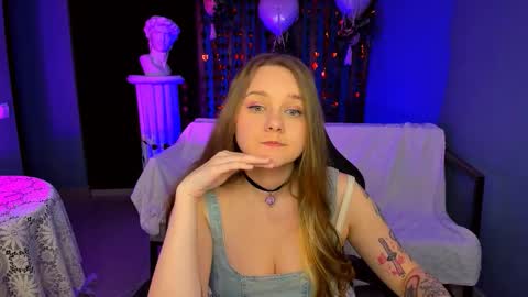 Aurora online show from February 18, 6:08 pm