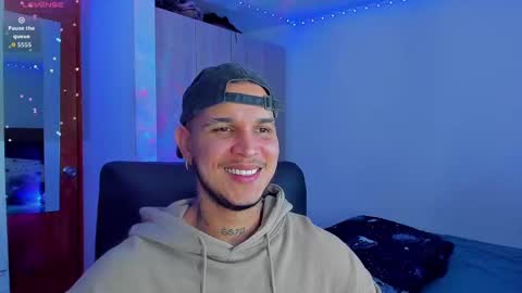 A online show from September 30, 11:37 pm