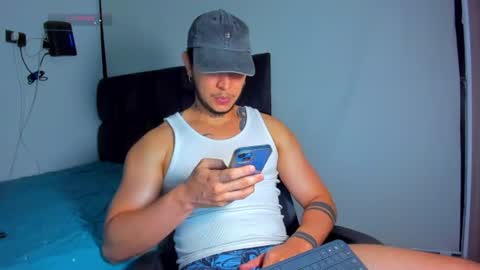 A online show from August 6, 11:47 pm