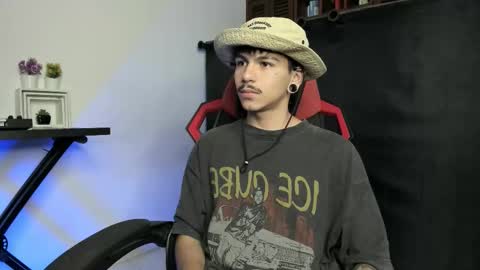 Austin online show from September 25, 12:01 pm