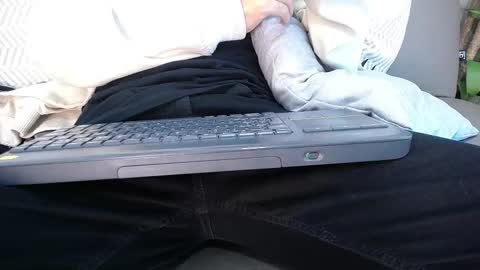 austinreeds online show from November 12, 3:36 pm