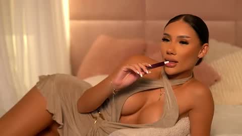 Ava online show from July 24, 6:32 am