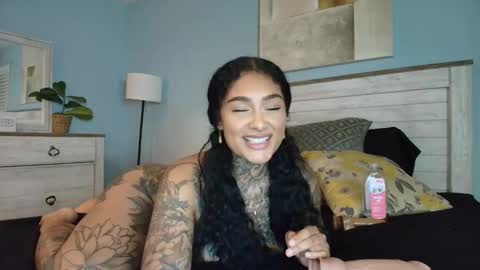 Ava Eve online show from March 15, 7:45 am