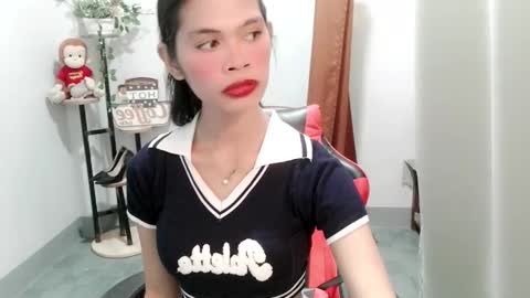 avacadaxcx online show from February 2, 12:12 pm