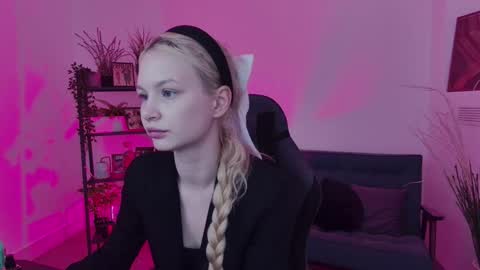 Ava nonude online show from September 11, 7:20 am