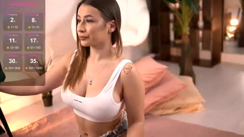 AvaReed online show from November 22, 5:39 am