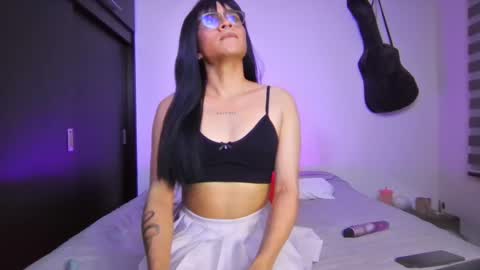 Ava  online show from January 19, 11:32 pm