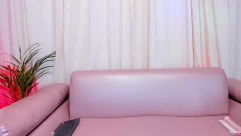 Hot Avie online show from March 5, 8:07 pm