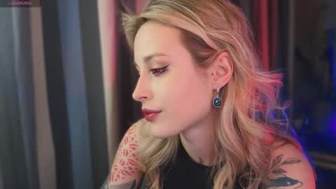 Aviva online show from January 5, 10:02 pm