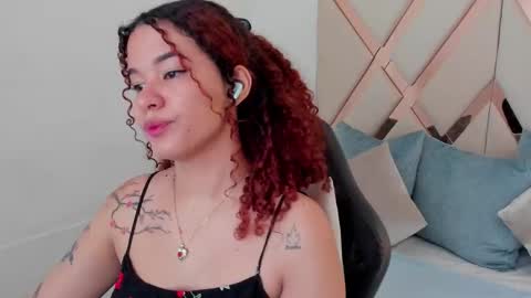 Avril  online show from March 12, 11:47 am