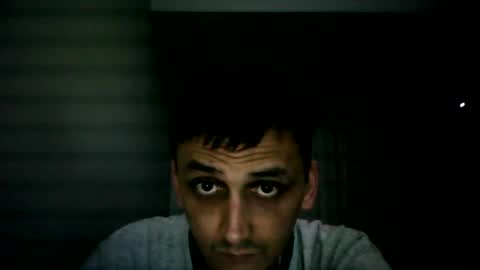 Snapshot of awesenheit chatting on October 12, 7:49 pm awesenheit online show from October 12, 7:49 pm
