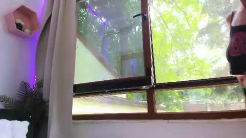 Jolie online show from July 1, 10:35 am