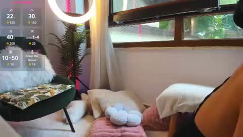 Jolie online show from July 23, 10:46 am