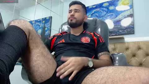 Axel online show from March 18, 2:50 am