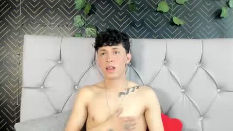 Axel Evanss online show from August 1, 2:07 pm