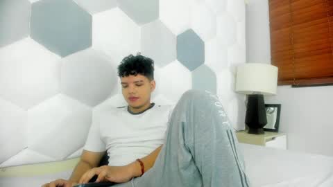 Axel Forte online show from April 25, 3:09 pm