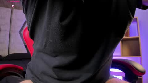axel_grey_ online show from July 28, 6:20 pm