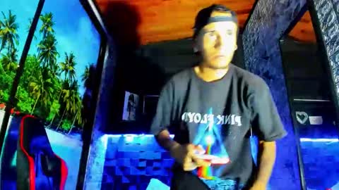 Axell Cross2 online show from April 28, 1:25 am